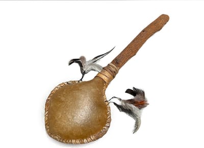 LIDAH® Sjamaanse Ratelaar - Handgemaakte Sjamanen Shaker - High Rattle - Ritmische Percussie Shaker