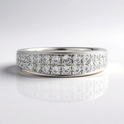 Cavill - Elegante Zilveren Ring - 925 Sterling Zilver - Witte Topaas 0,216 ct Rondgeslepen Brazilie - Pavé Zirkonen 0,519 ct - Tijdloze Sieraden