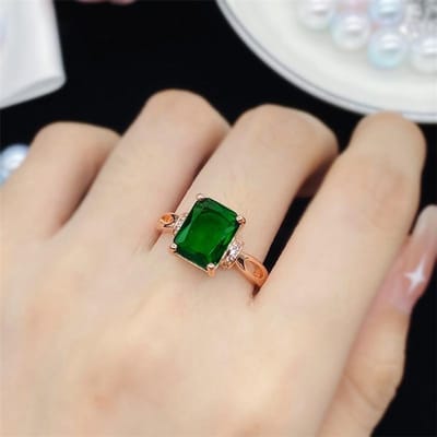 POMOiii Nieuwe Mode Temperament Prinses Vierkante Vorm Groene Opening Ringen Voor Vrouwen Zirkoon Verlovingsfeest Fijne Prachtige Sieraden Gift