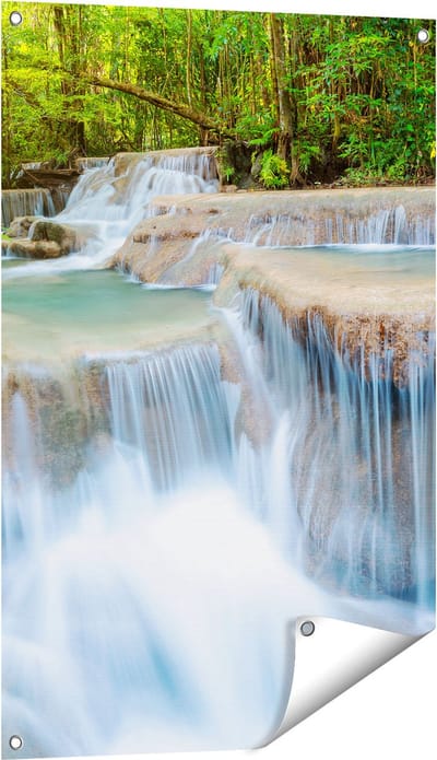 Gards Tuinposter Waterval in het Bos in Thailand - 60x90 cm - Tuindoek - Tuindecoratie - Wanddecoratie buiten - Tuinschilderij