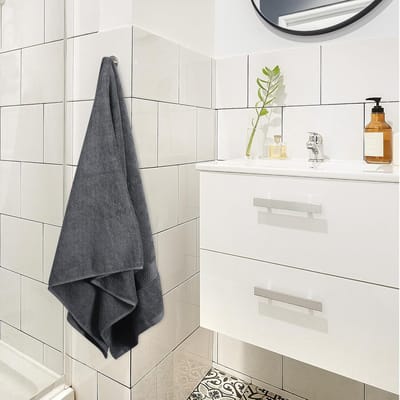 Famanu - Set van 4 badhanddoeken 69 × 137 cm, 100% ringgesponnen katoen, zacht en absorberend – Grijs