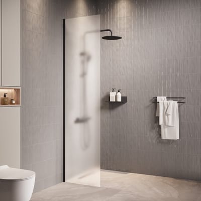 Badplaats Douchewand Florida 40 x 200 cm – Zwart – Inloopdouche 8 mm met Melkglas