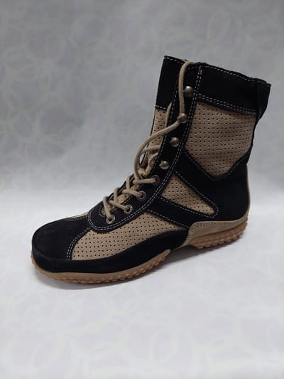 WOLKY 1966 / Downforce 2 / veterboots / zwart - beige / maat 36