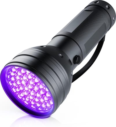 Go Go Gadget - UV-zaklamp - 51 Ultra Violet LEDs - UV-395nm Blacklight - Zwart