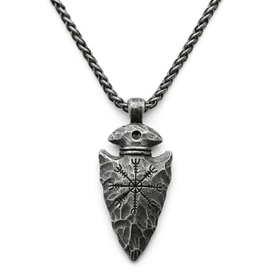 Zilverkleurige ketting met pijlpunthanger en Vegvisir symbool voor heren – Viking stijl – robuust design – schakelketting