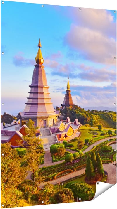 Gards Tuinposter Pagode Tempels in de Inthanon Berg in Thailand - 120x180 cm - Tuindoek - Tuindecoratie - Wanddecoratie buiten - Tuinschilderij