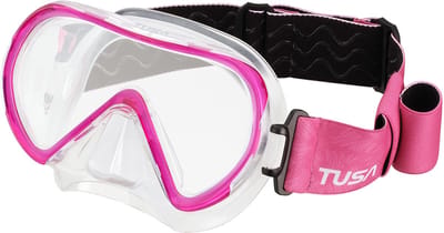 TUSA INO Duikmasker voor Volwassenen – Compact snorkelmasker met single lens, hypoallergene siliconen skirt en stoffen maskerband, comfortabel en stabiel in gebruik – Transparant/Roze – M1011F BP