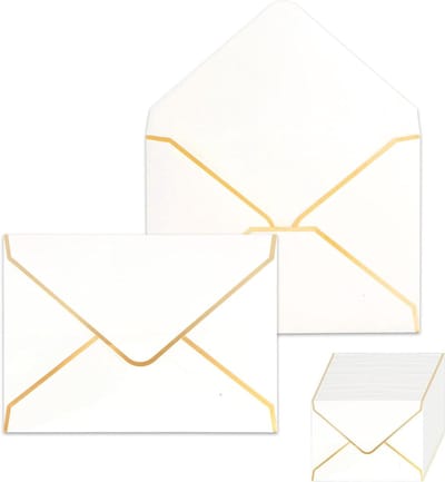 Allecta - Set van 50 witte enveloppen 18,5 x 13,5 cm met gouden rand - Geschikt voor wenskaarten, uitnodigingen en cadeaus - Ideaal voor bruiloften, verjaardagen en zakelijke correspondentie.