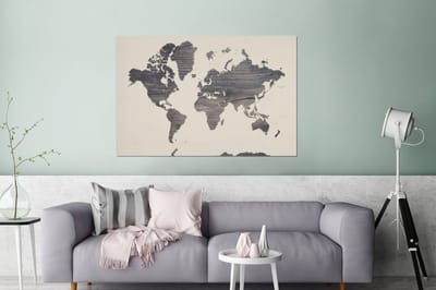Aluminium schilderij 120x80 cm - Wanddecoratie metaal - Wereldkaart - Grijs - Hout - Metalen muurdecoratie woonkamer - Decoratie industrieel - Foto op dibond - Industriële accessoires slaapkamer