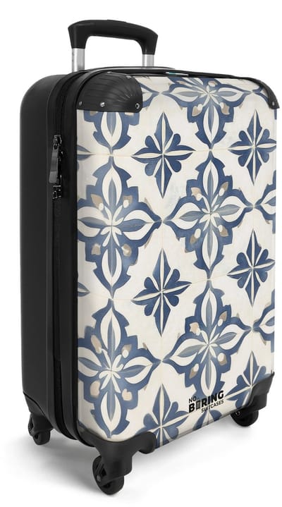 NoBoringSuitcases.com® - Handbagage koffer lichtgewicht - Reiskoffer trolley - Blauw bloemenpatroon op witte tegels - Reis rolkoffer met wieltjes - Carry on reistrolley op wielen - Luggage suitcase - 55x40x20 en 55x35x25 - Bagage 55 cm