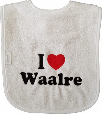Witte slab met "I love Waalre" - babyshower, zwanger, cadeautje, kraamcadeau, grappig, geschenk, baby, tekst, plaatsnaam, noord-brabant