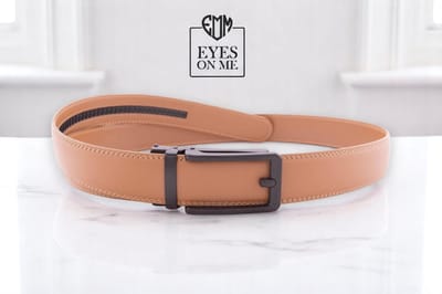Lichtbruine lederen riem zonder gaatjes met automatische gesp voor heren ( Model N076 )
