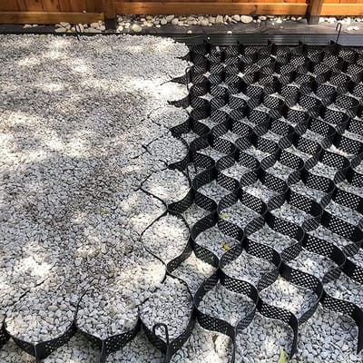 Grondraster Tuingrind - Stabilisator Bodem - Opritten Stabiliseren - Eenvoudig te Snijden - 8x6 Meter - Zwart