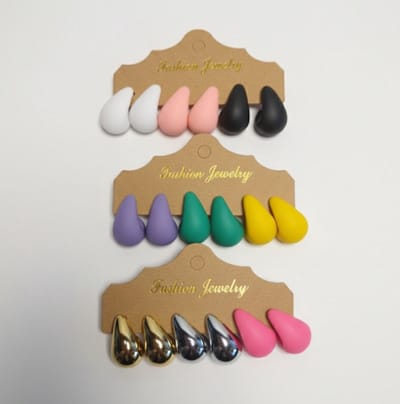 9 paar Set druppelvormige oorstekers voor dames – kleurrijke matte en glanzende oorbellen set – kunststof oorbellen in diverse kleuren