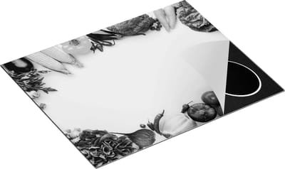 Chefcare Inductie Beschermer Groente op een Witte Achtergrond - Groentes - Zwart Wit - 65x50 cm - Afdekplaat Inductie - Kookplaat Beschermer - Inductie Mat