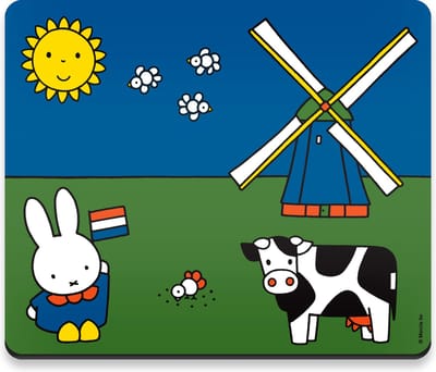 Muismat - Nijntje in Boerenkiel - Nederlands Landschap Weiland - Molen/Vlag/Koe/Zon - 20x34cm