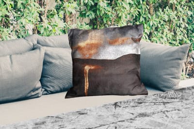 Sierkussen Buiten - Abstract - Gold - Chic - Zwart - Grijs - 60x60 cm - Weerbestendig