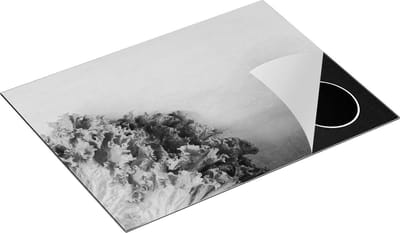 Chefcare Inductie Beschermer Groene Sla op Grijze Marmer - Zwart Wit - 70x50 cm - Afdekplaat Inductie - Kookplaat Beschermer - Inductie Mat