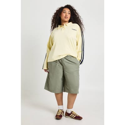boohoo Dames Plus Nylon Cargo Short | Verstandig | Maat: 44