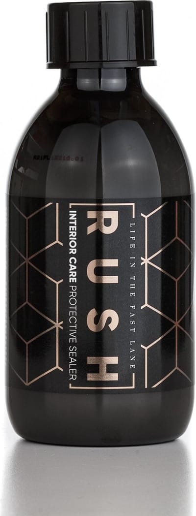 RUSH interior care - 300 ml - beschermt het interieur en stoot vuil af - streep- en vlekvrij resultaat - Antistatisch & vuilafstotend - interieur verzorging - auto schoonmaken - interieur auto schoonmaken