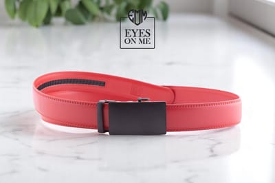 Rode lederen riem zonder gaatjes met automatische gesp voor heren ( model 17 )