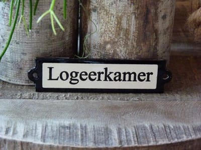 Emaille deurbordje recht 'Logeerkamer'