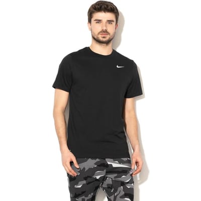 Nike Dri-FIT T-shirt in zwart