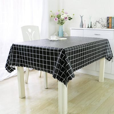 Tafelkleed PVC - Afwasbaar Kleed - Bescherming Tafel - Waterafstotend Ontwerp - 110x160cm - Zwart