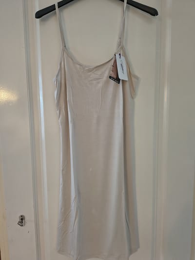 Dames onderjurk Jenny-effen beige-maat S/M-90 cm-slipdress