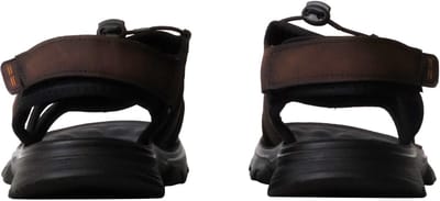 Sandalen om aan te trekken
