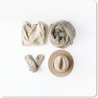 Muismat 20x20 cm - Mousepad Winter - Kleding - Sjaal - Muismatten - Kerst - Cadeau - Kerstcadeau voor mannen en voor vrouwen