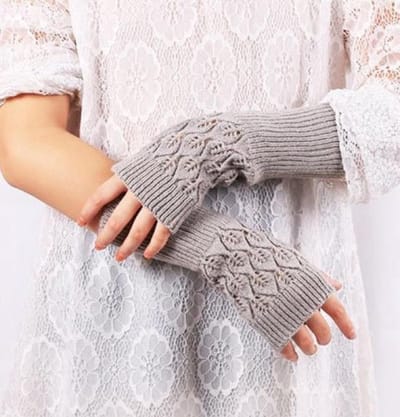 New Age Devi - Polswarmers Grijs | Vingerloze Opengewerkte Gebreide Handschoenen | Handwarmers