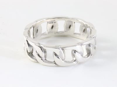 Zilveren ring met gourmet schakels - maat 17