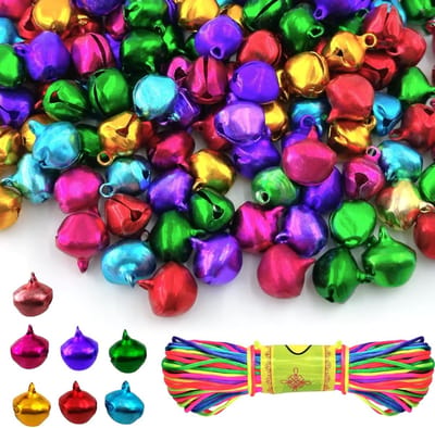 150 Stuks Metalen Belletjes van 14mm met Oogjes en 20m Kleurrijk Touw voor Ambachten, Kerstdecoraties en Hondenhalsbanden in 7 Kleuren