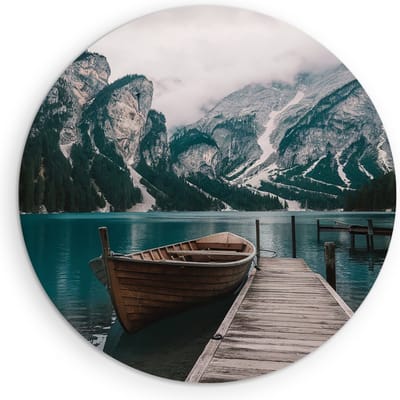 Saammp Muurcirkel Hout - Boot aan steiger in de dolomieten - Landschap - Natuur - Ø 90 - Wandcirkel - Wanddecoratie Cirkel - Muurdecoratie Woonkamer - Slaapkamer decoratie - Rond Schilderij