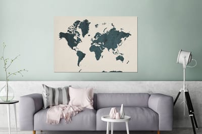 Aluminium schilderij 120x80 cm - Wanddecoratie metaal - Wereldkaart - Blauw - Bruin - Metalen muurdecoratie woonkamer - Decoratie industrieel - Foto op dibond - Industriële accessoires slaapkamer