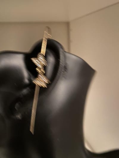 Lange machetpin met strassvlinder oorsteker | Make up | Parfum | Moederdag | Verjaardagscadeau| Cadeautje| Valentijnsdag| Kado | sieraden | vaderdag | oorbellen | oorsieraden