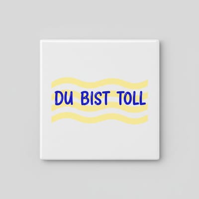 “Du Bist Toll” Keramische Tegel 15x15 cm – Duits Compliment met Geel Golf Design | Leuk Cadeau & Woondecoratie