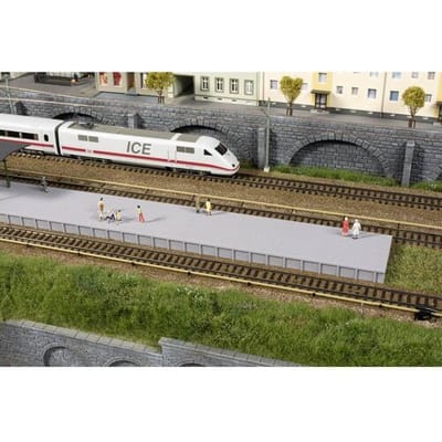 Auhagen 43688 TT Perron zonder dak
