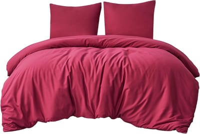 Famanu Beddengoed, 3-delige set, van microvezel, met ritssluiting, zacht en strijkvrij, met kussenslopen en dekbedovertrek 200 x 220 cm, rood