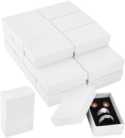Juwelendoosjes 24 Stuks - Kartonnen Geschenkdozen - 8,35 x 5,3 x 2,85 cm - Witte Diamantpatroon - Fluwelen Inzetstuk - Voor Feestdagen