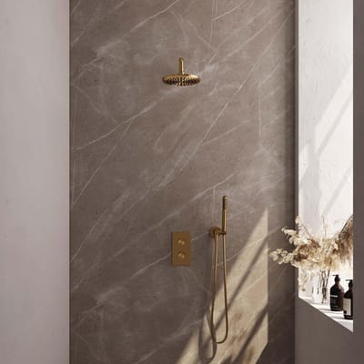 Brauer Gold Carving Thermostatische Regendoucheset Inbouw - Hoofddouche 20 cm - Gebogen Wandarm - 3 Weg - Handdouche Staaf - Doucheslang - Wandaansluitbocht - Geborsteld Goud