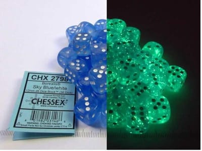 Chessex Borealis D6 12mm Hemelsblauw/wit Lichtgevende Dobbelsteen Set (36 stuks)