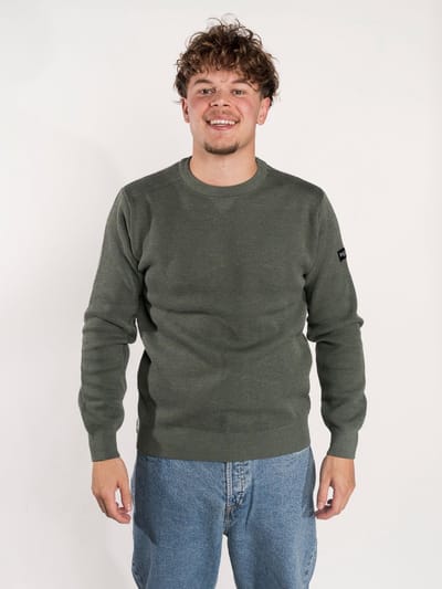 5205 Crewneck
