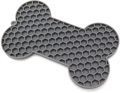 Rieba® Likmat Honden & Katten – 18x11.3cm - Hondenlikmat - Slowfeeder Hond – Anti Schrok Voermat – Silicone Zuignappen – Bot - Grijs