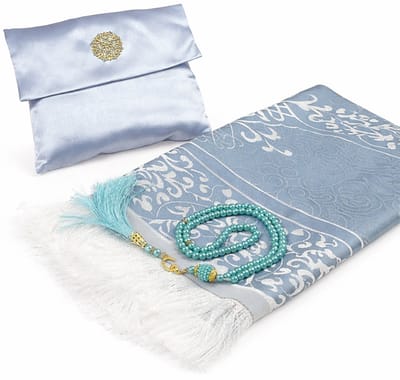 Baraka Treasures Luxe Cadeauset - Gebedskleed Set - Islamitische Giftset - Gebedskleed met Tasbih - Luxe Opbergtas - Eid Cadeau - 105cm x 70cm - Blauw