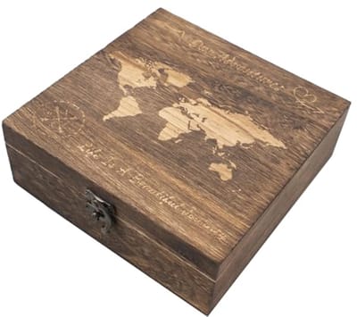 Decoratieve Houten Aandenkist met Wereldkaart en Gegraveerde Zinnen voor Bruiloften en Speciale Gelegenheden