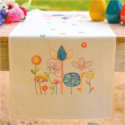 Vervaco - Loper kit Stylish Florals - PN-0222446 - Borduren - Borduurpakket - Borduurpakket volwassenen - Borduurpakket kind