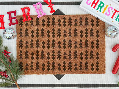 Christmas Trees | 60x40 cm | Nieuwe huis cadeau | Ingangsmat | Deurmat met stijl | Verhuizing cadeau | Praktisch & trendy | Perfect voor binnenkomst | Cadeau voor nieuwe woning