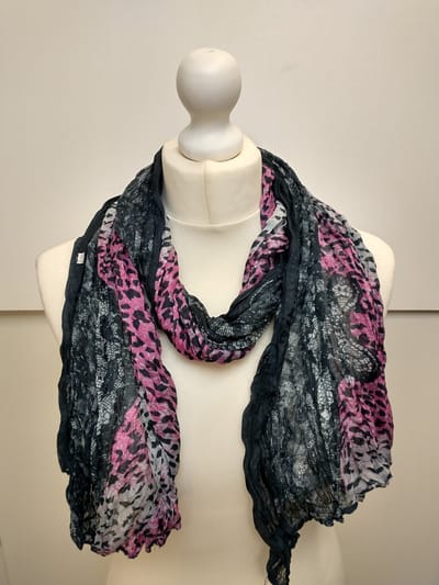 Lange dames sjaal Mayte fantasiemotief roze grijs zwart antraciet
